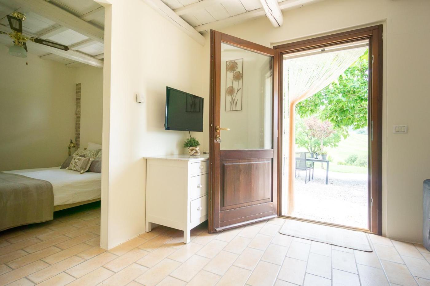 Rosa Nel Pozzo Apartments And B&B San Pietro (Ancona) Exterior foto