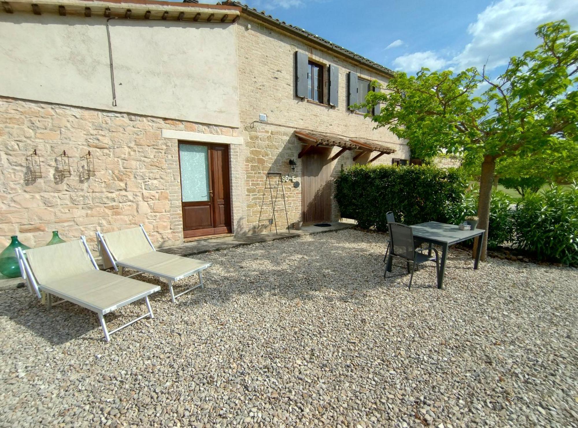 Rosa Nel Pozzo Apartments And B&B San Pietro (Ancona) Exterior foto